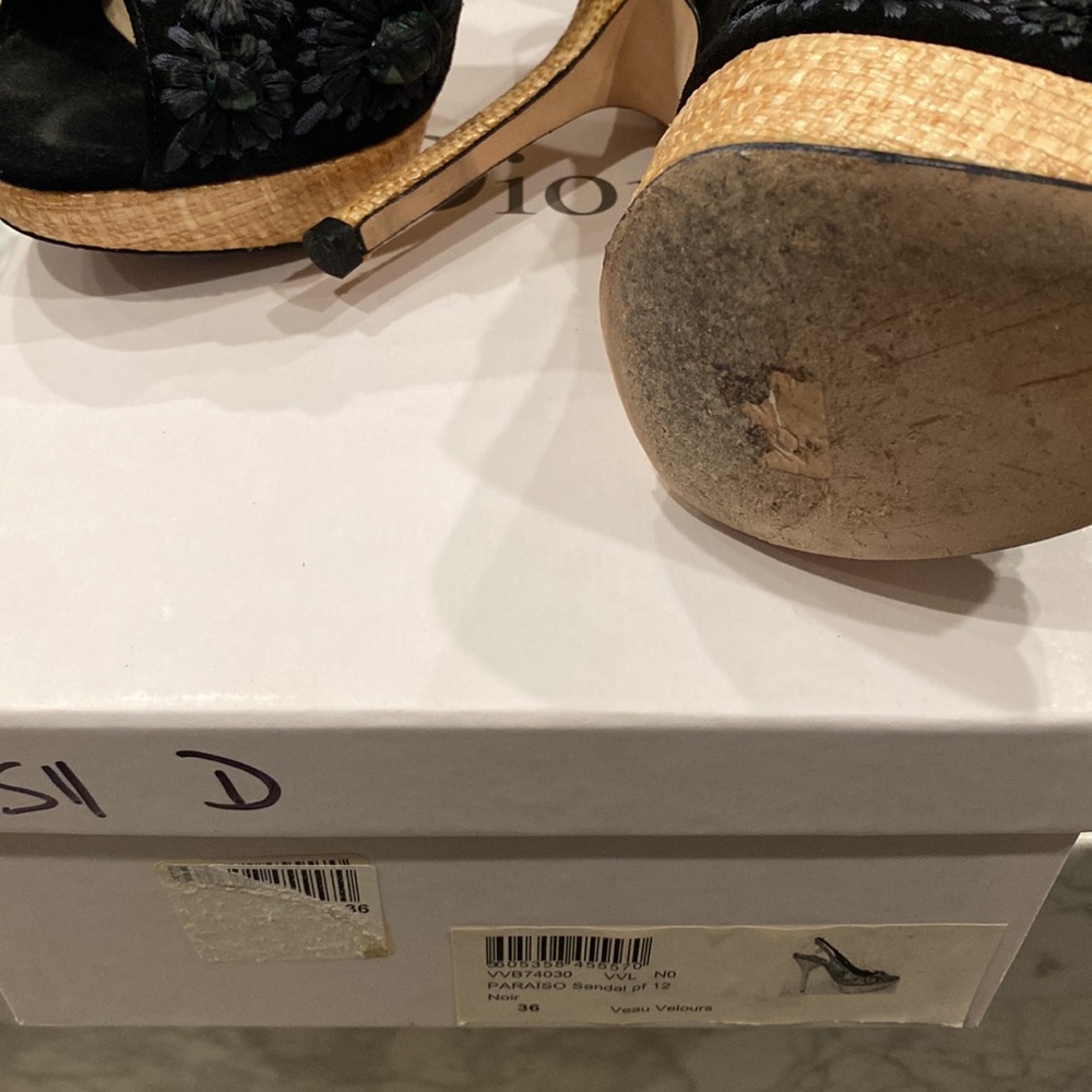 Christian Dior Paraiso Black Sandal with Straw Sandal - Picture 5 of 7